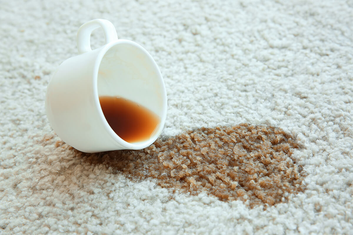 Beyaz Halıdan Çay Lekesi Nasıl Çıkar