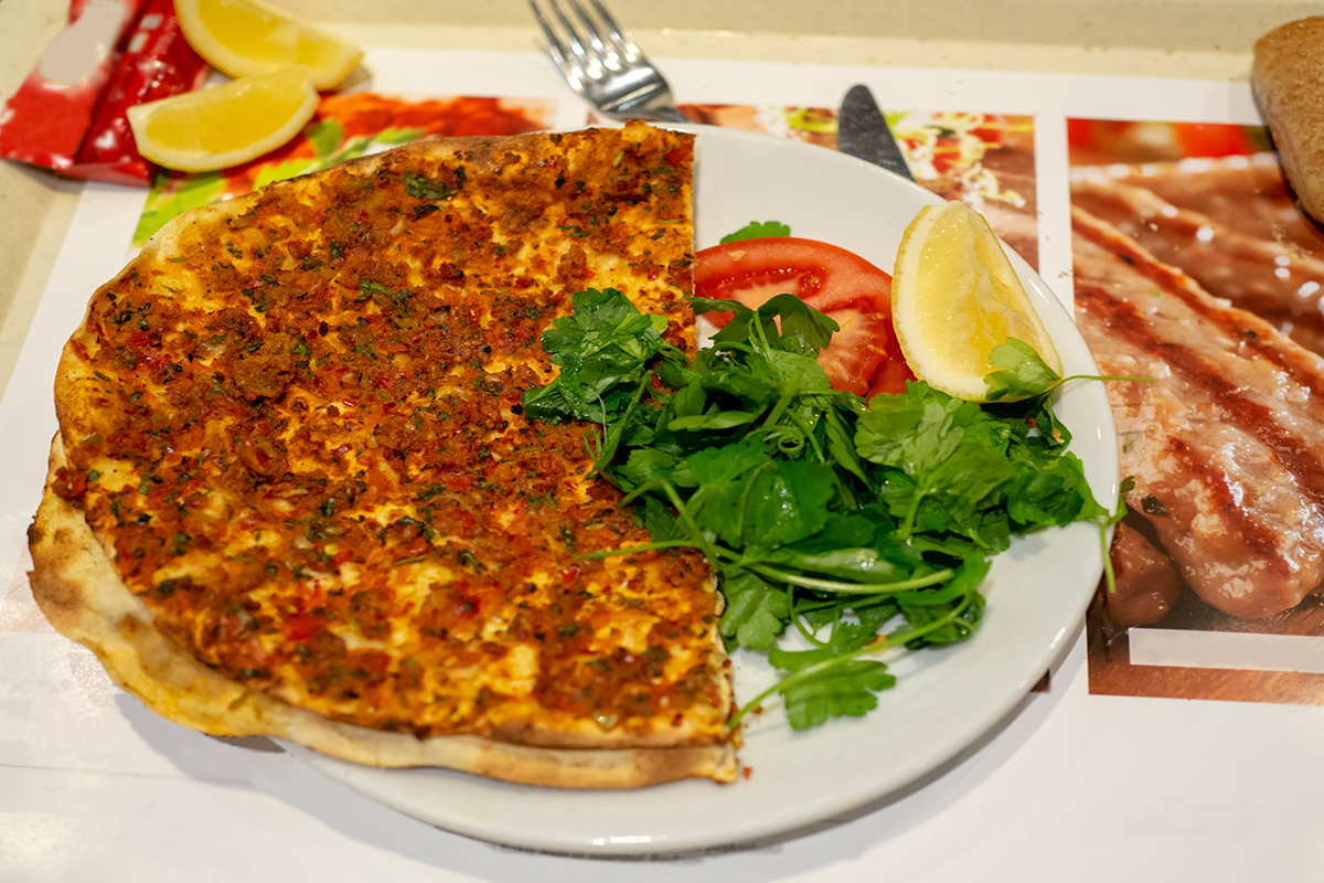 Lahmacun Tarifi