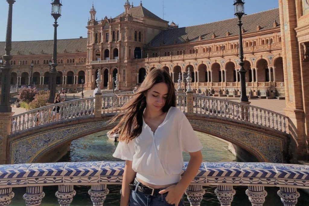 Zeynep Bostancı kimdir? Kaç yaşında? Sevgilisi var mı? Ne kadar kazanıyor?