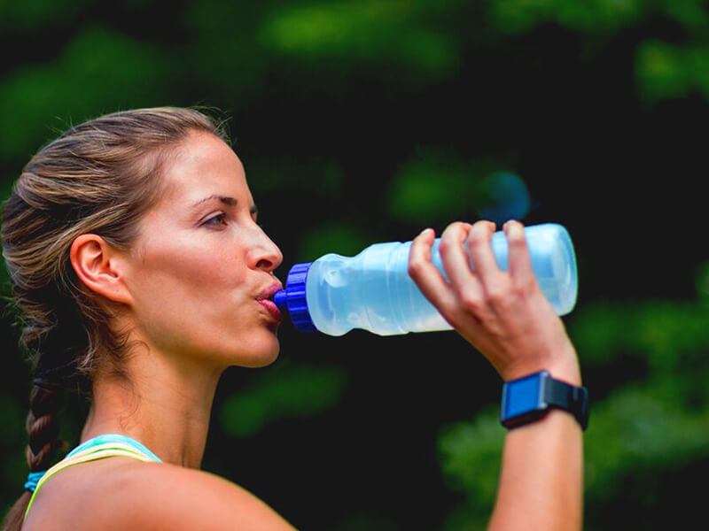 Koşu sırasında fazla su kaybedip yerine koymadığınızda ne olur?
