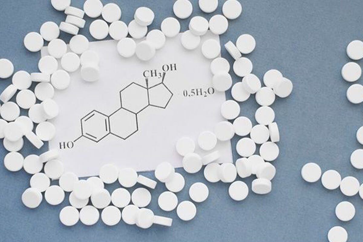 Estradiol Yüksekliği Düşüklüğü Belirtileri, Nedenleri ve Tedavisi