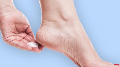 Topuk Çatlağı Neden Olur? Nasıl Geçer?