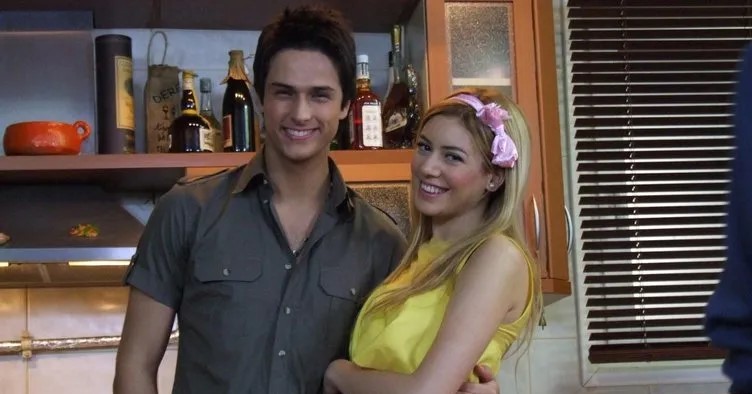 Selena’da Burak Öğretmen Karakteri